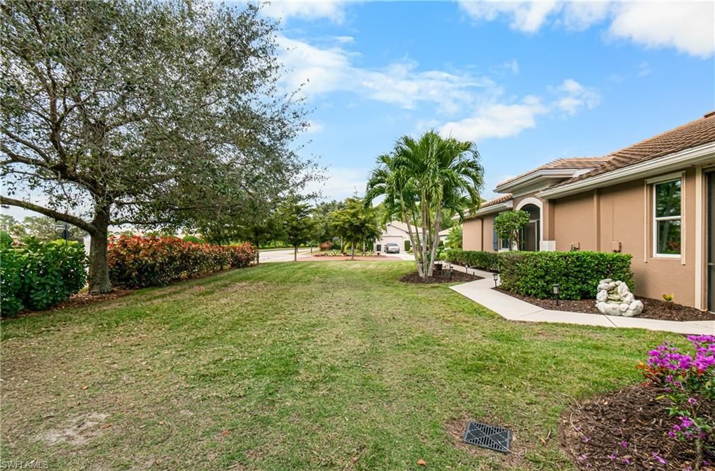 10695 Camarelle Cir, Fort Myers, FL 33913 Photo