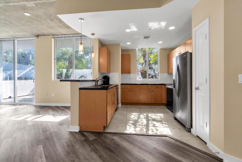 300 S Australian Avenue, Unit 618, West Palm Beach, FL 33401 Photo