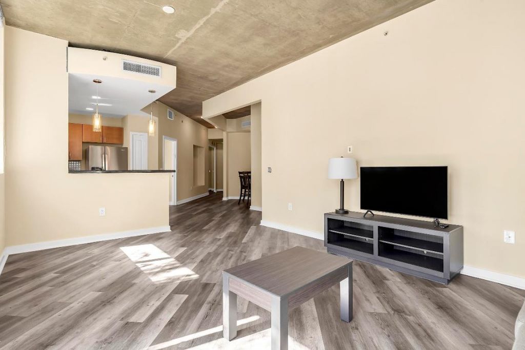 300 S Australian Avenue, Unit 618, West Palm Beach, FL 33401 Photo