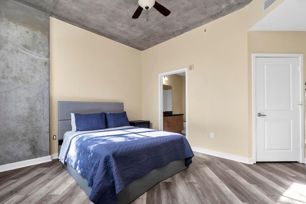 300 S Australian Avenue, Unit 618, West Palm Beach, FL 33401 Photo