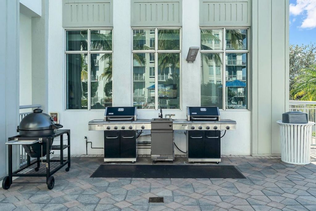 300 S Australian Avenue, Unit 618, West Palm Beach, FL 33401 Photo