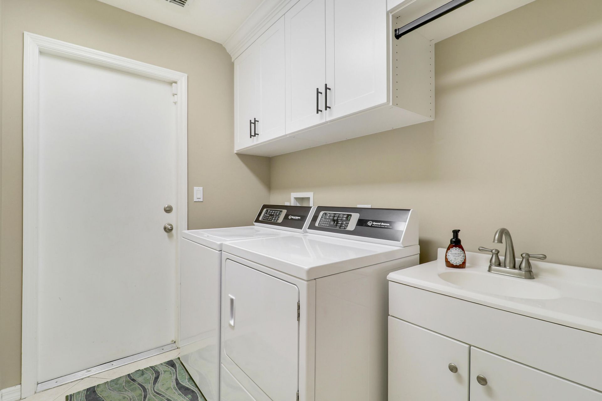 2260 NW Windemere Drive, Jensen Beach, FL 34957 Photo