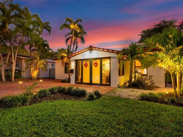 804 SW 16th Ct, Fort Lauderdale, FL 33315