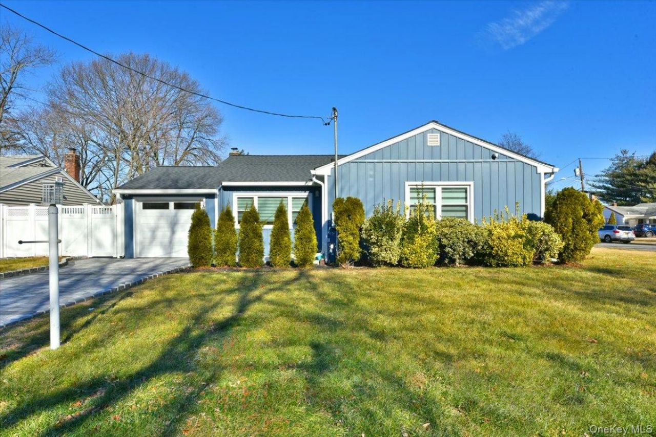 1510 Rica Place, Valley Stream, NY 11580 Main Photo