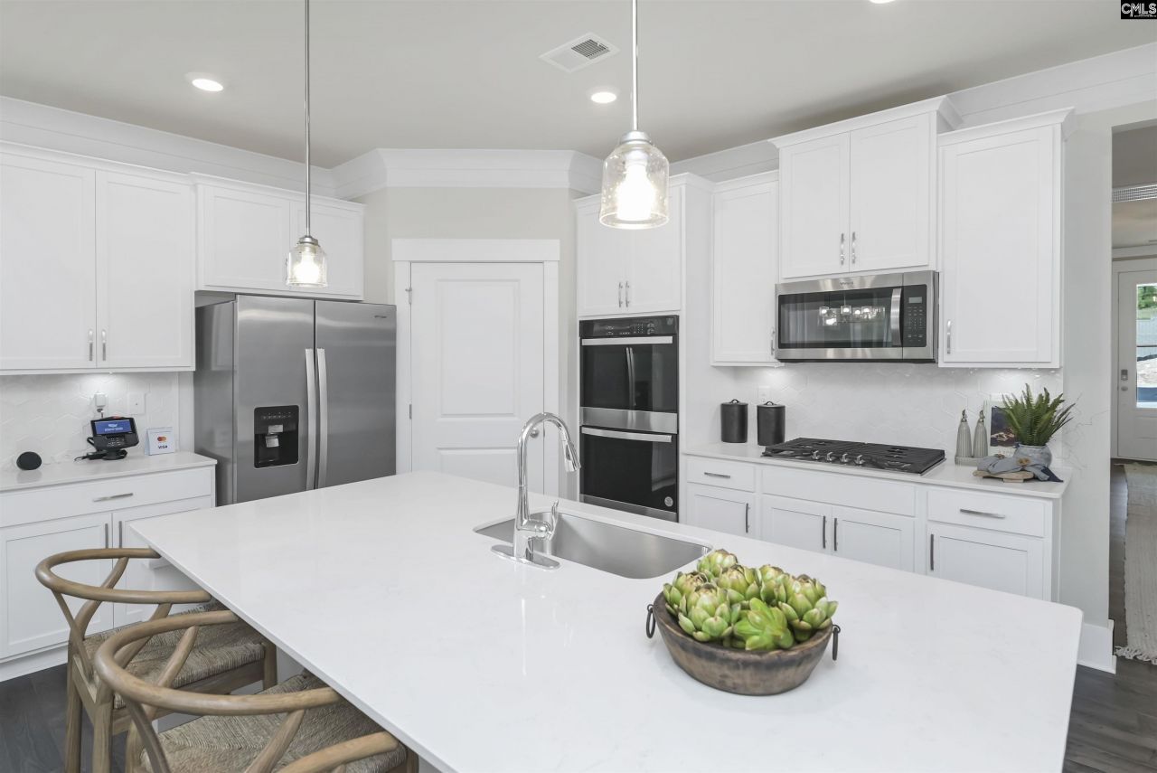 445 Forest Edge Trail Photo 11