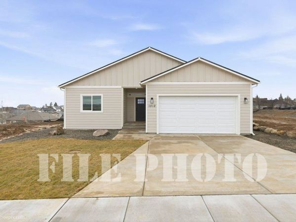 1024 Steptoe View Ln, Cheney, WA 99004