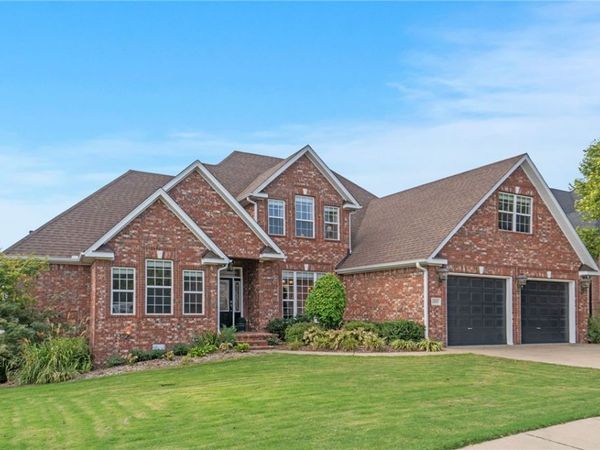 4006 NE Cadbury Avenue, Bentonville, AR 72712