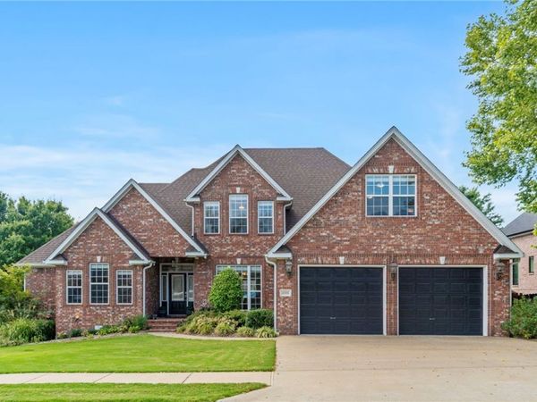 4006 NE Cadbury Avenue, Bentonville, AR 72712