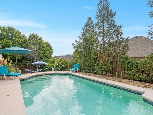 4006 NE Cadbury Avenue, Bentonville, AR 72712