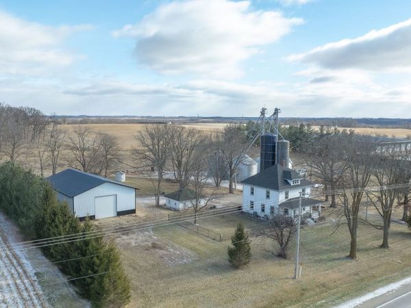 6259 N Pecatonica Road, Pecatonica, IL 61063