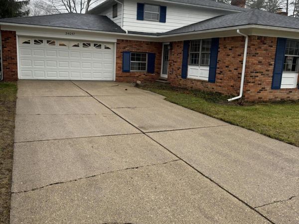 34057 State Street, Farmington, MI 48335