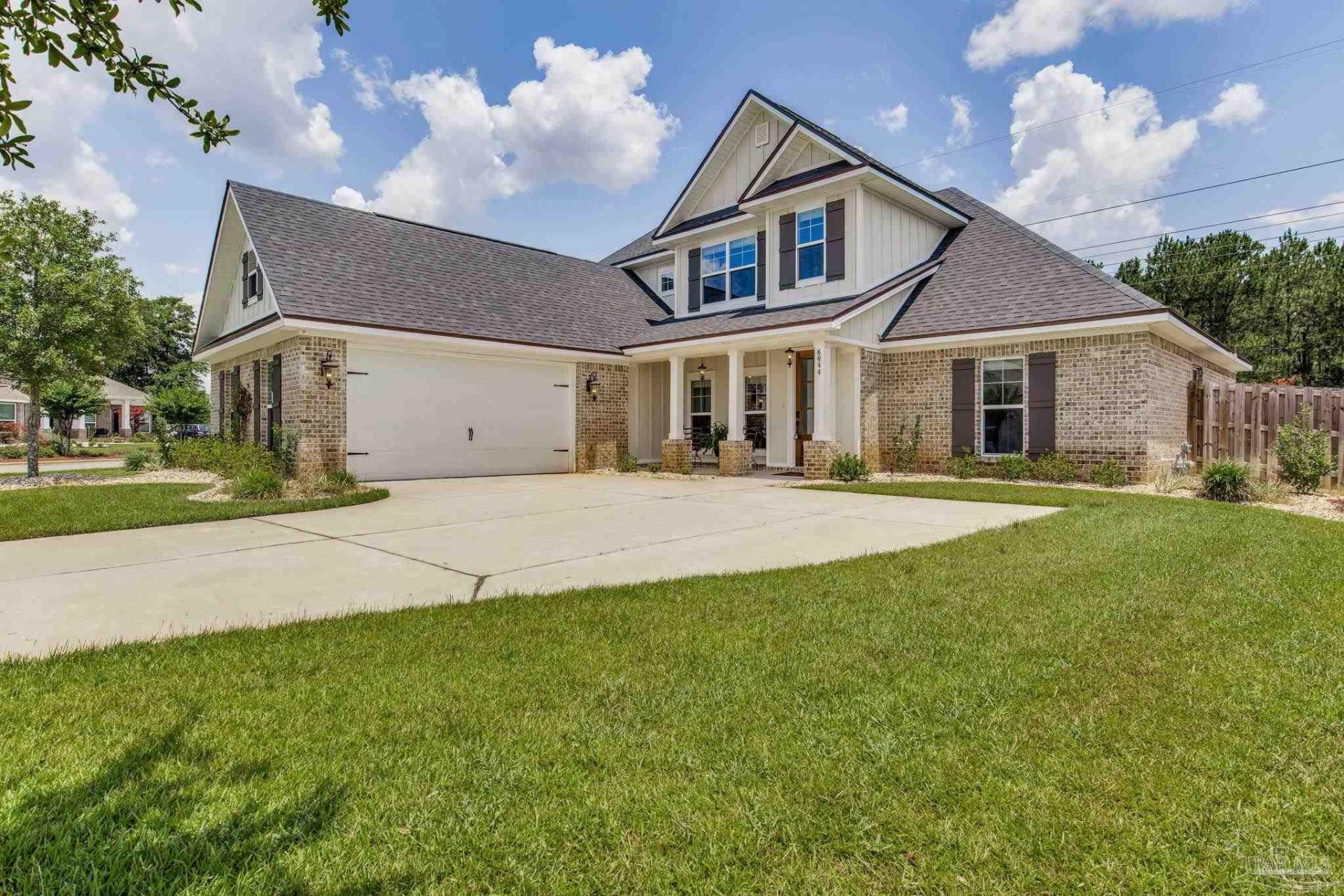 6044 Huntington Creek Blvd, Pensacola, FL 32526 Main Photo