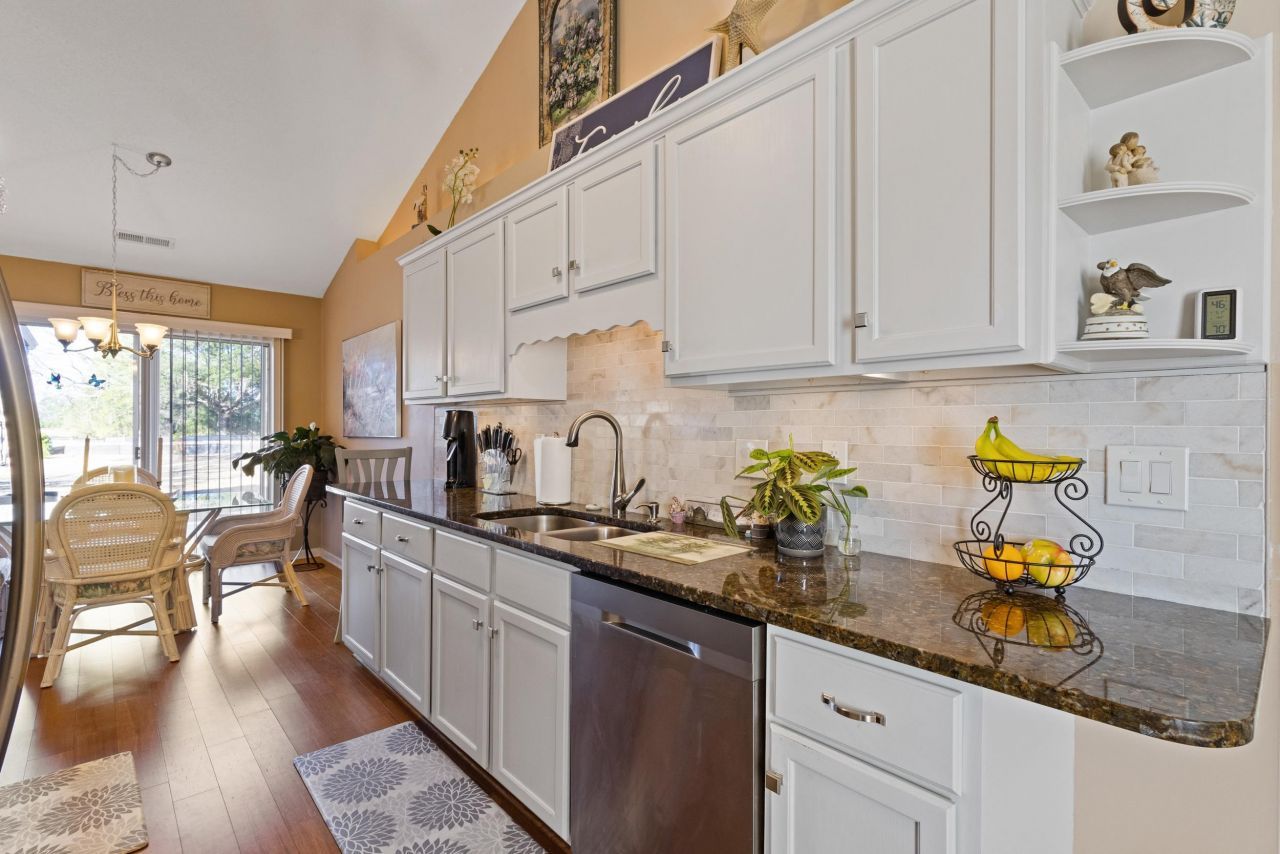 103 St. Andrews Ln. Photo 8