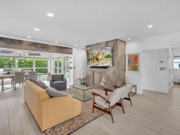 2212 NE 32nd Ave, Fort Lauderdale, FL 33305