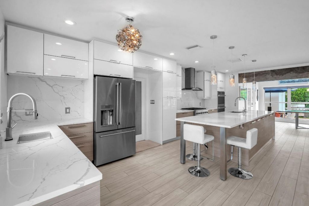 2212 NE 32nd Avenue, Fort Lauderdale, FL 33305 Photo