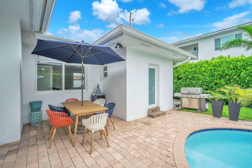 2212 NE 32nd Avenue, Fort Lauderdale, FL 33305 Photo