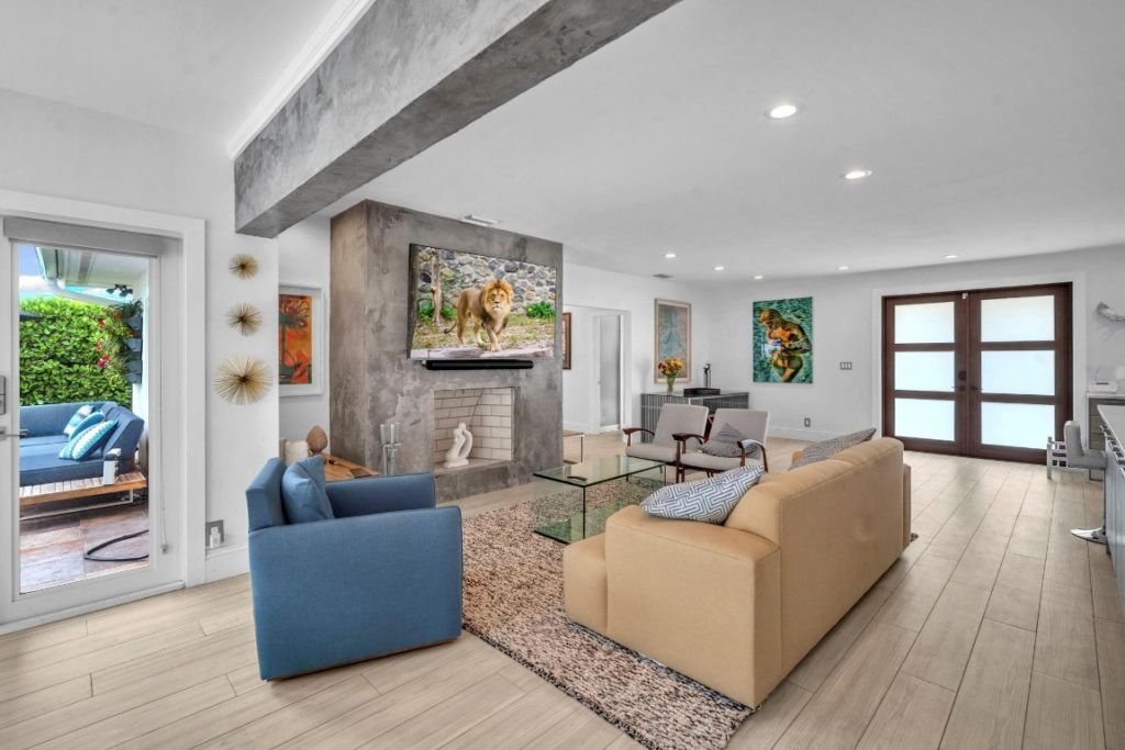 2212 NE 32nd Avenue, Fort Lauderdale, FL 33305 Photo