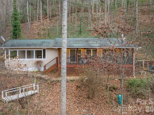 12 Bear Cove Lane, Bryson City, NC 28713