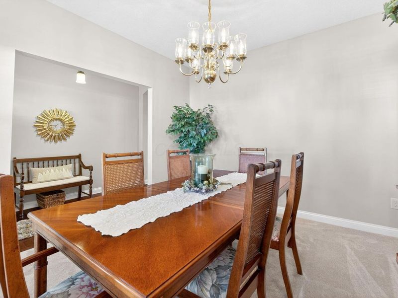 1579 Linkhorn Drive, Grove City, OH 43123 Photo 17