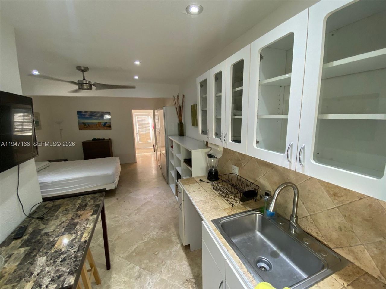 635 8th St, Unit 203, Miami Beach, FL 33139 Photo