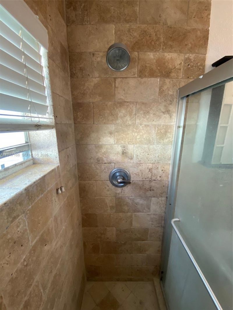 635 8th St, Unit 203, Miami Beach, FL 33139 Photo