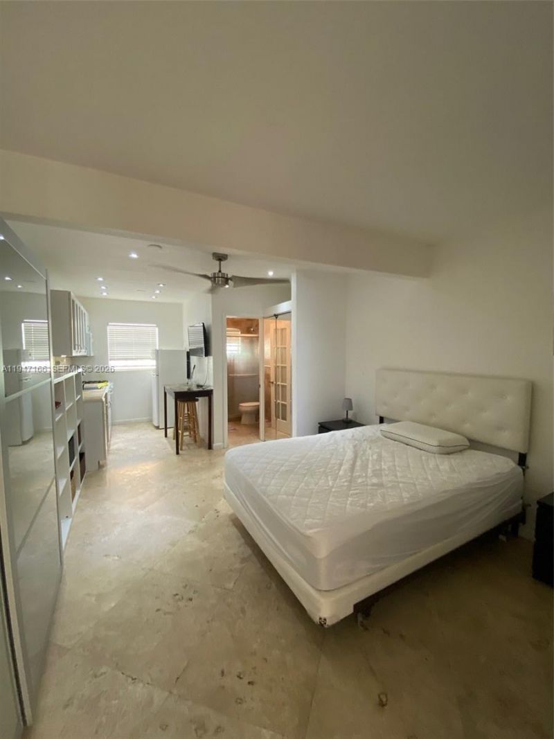 635 8th St, Unit 203, Miami Beach, FL 33139 Photo