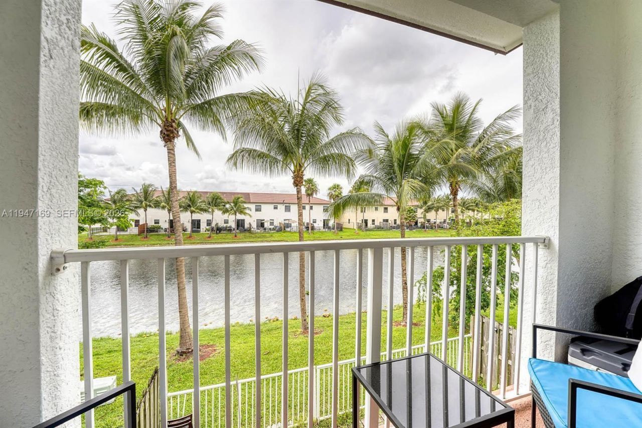 8850 NW 97th Ave, Unit 202, Doral, FL 33178 Photo