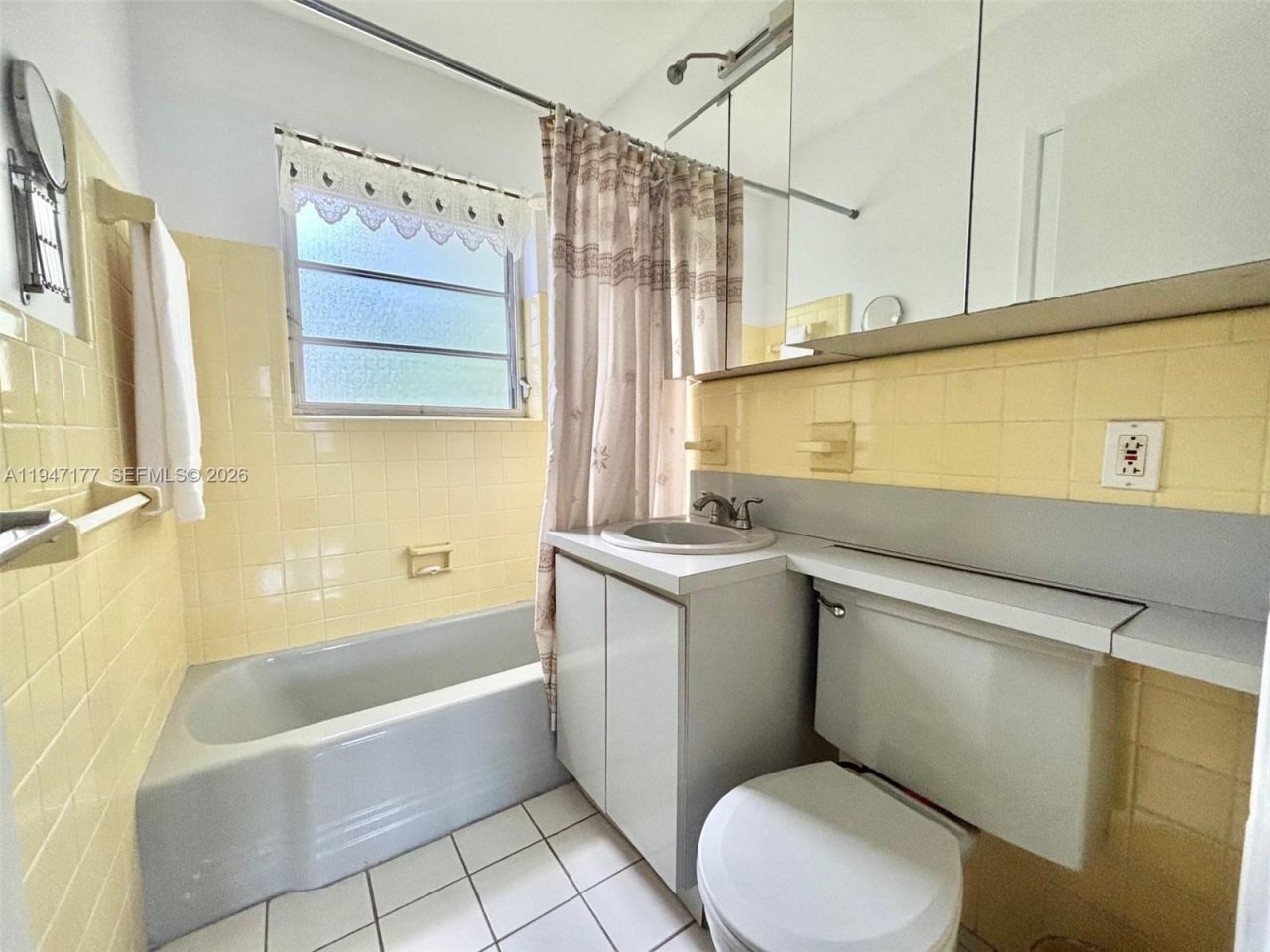 1125 SE 14th Pl, Unit 21C, Fort Lauderdale, FL 33316 Photo
