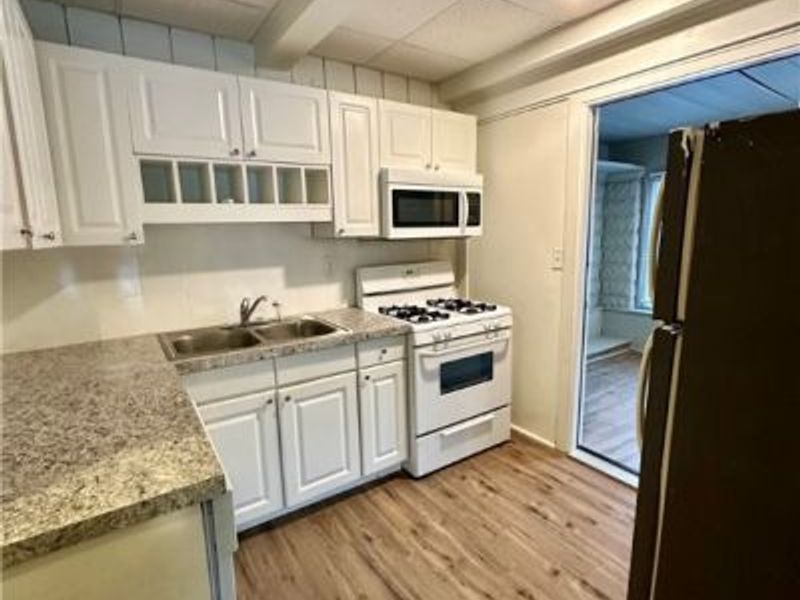 132 Beck Avenue, Unit 1, Akron, OH 44302 Photo 5