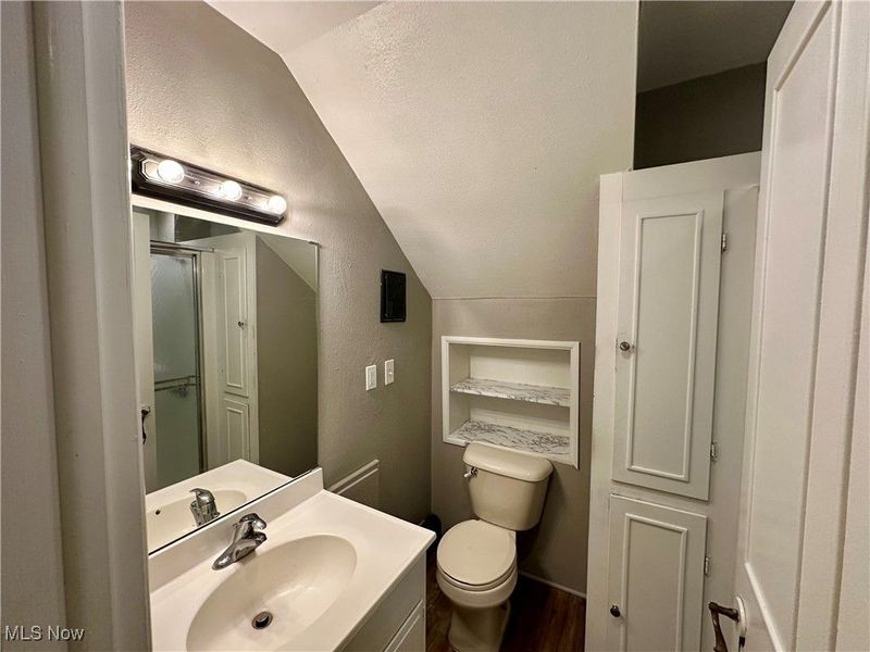 132 Beck Avenue, Unit 1, Akron, OH 44302 Photo 6