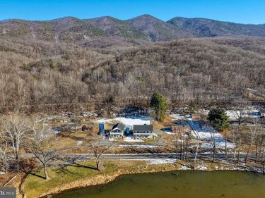 39 & 37 WHISTLE LANE, SHENANDOAH, VA 22849