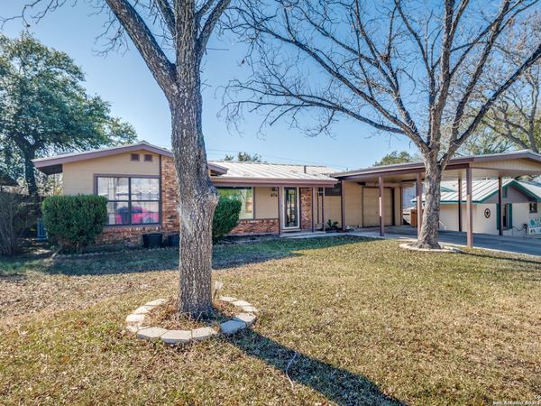 4714 Newcome Dr., San Antonio, TX 78229