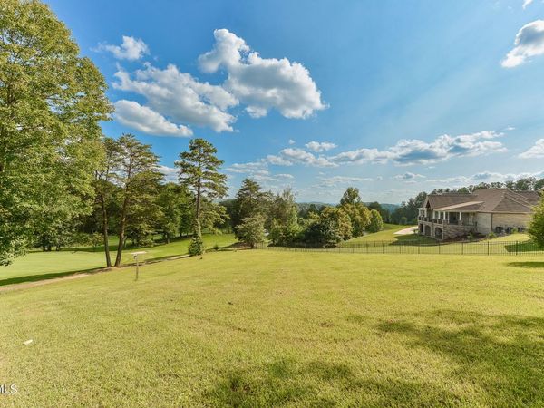322 Golf Ridge Drive, Kingsport, TN 37664
