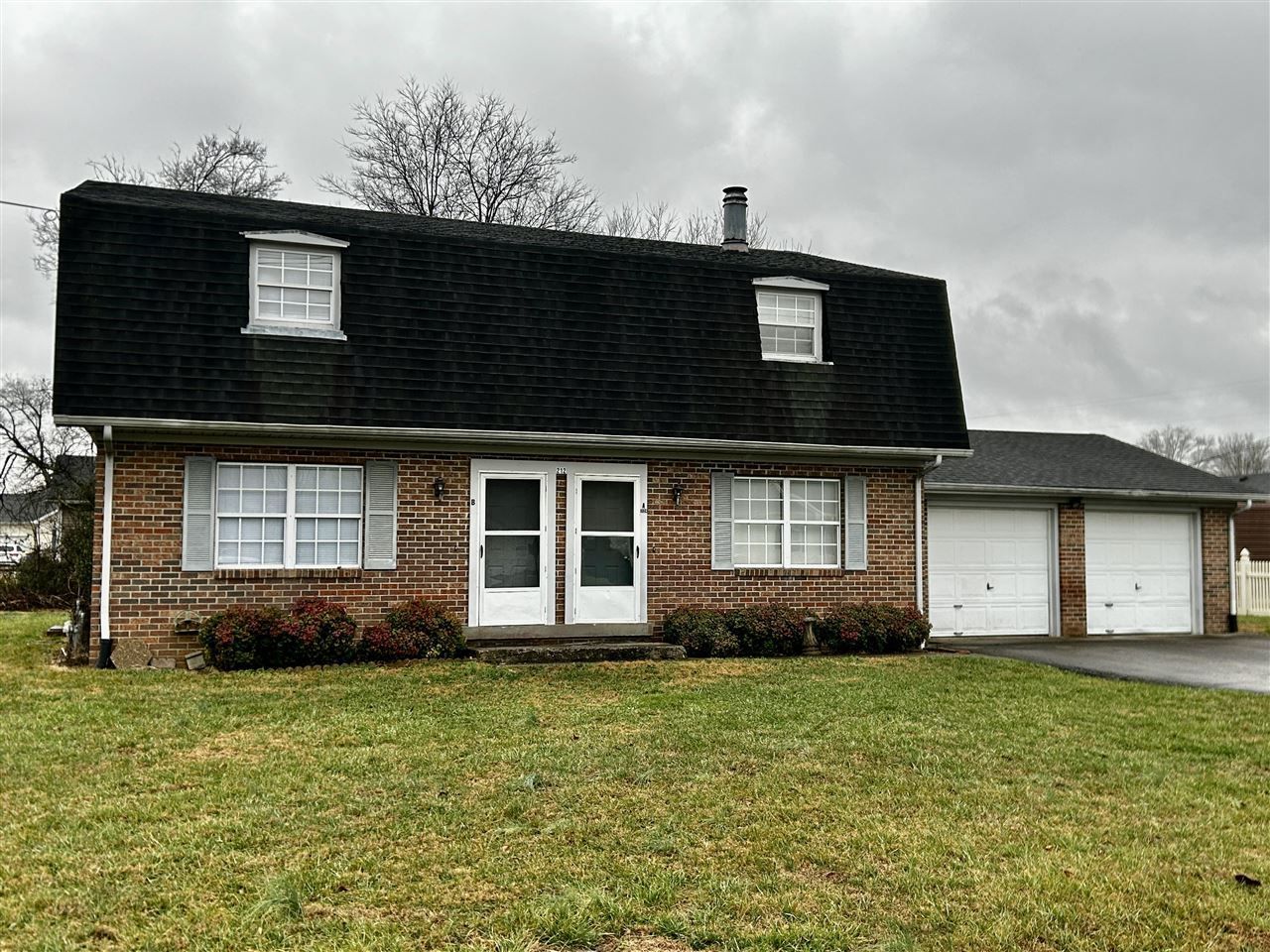 212 Clark Avenue, Franklin, KY 42134 Main Photo