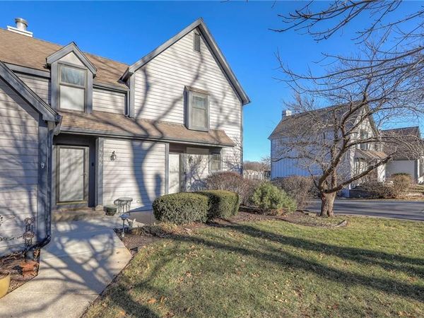 4964 W 60th Terrace, Mission, KS 66205