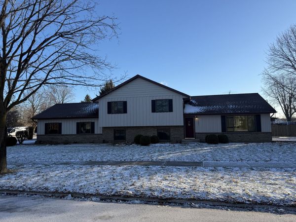 13831 S Mallard Drive, Plainfield, IL 60544