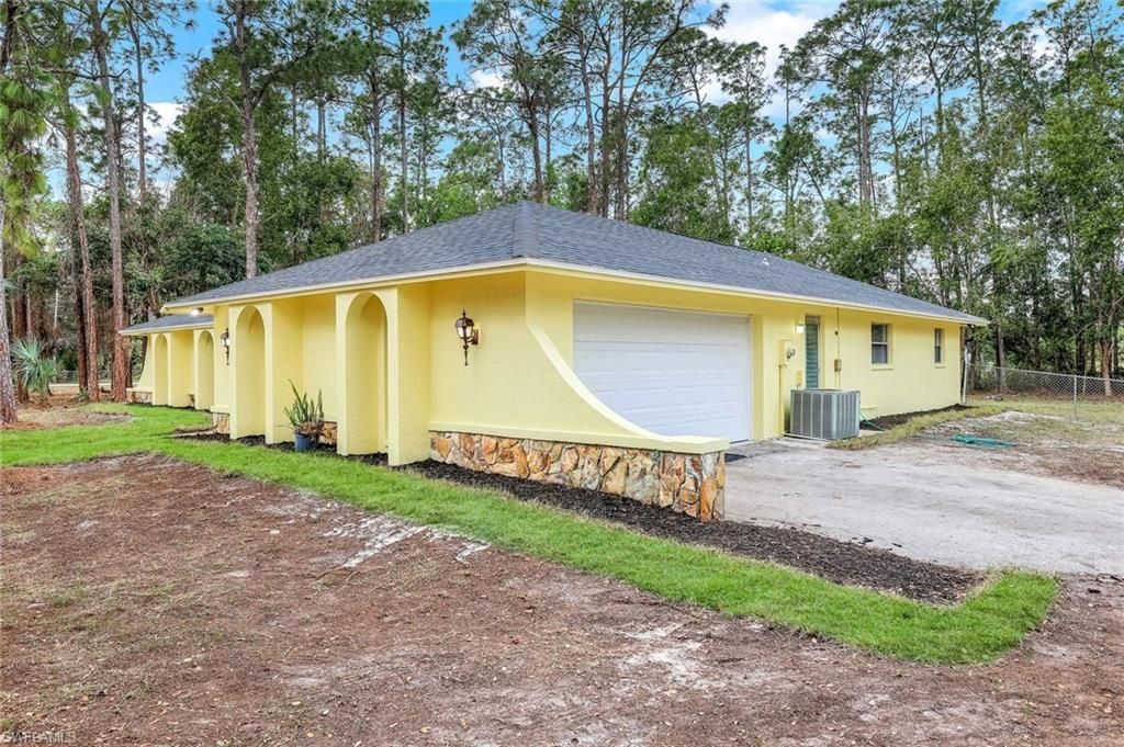 525 Weber Blvd N, Naples, FL 34120 Photo