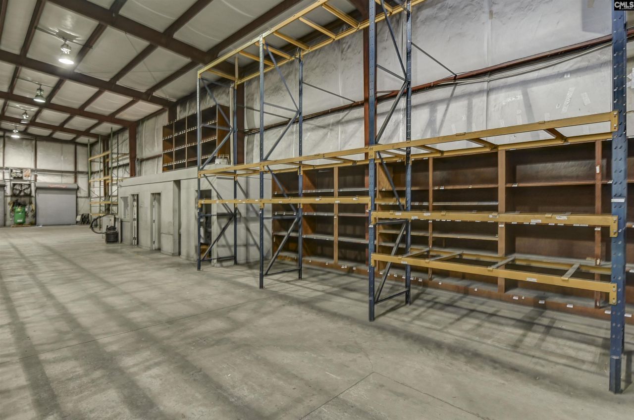 225 Summerland Avenue  Photo 48