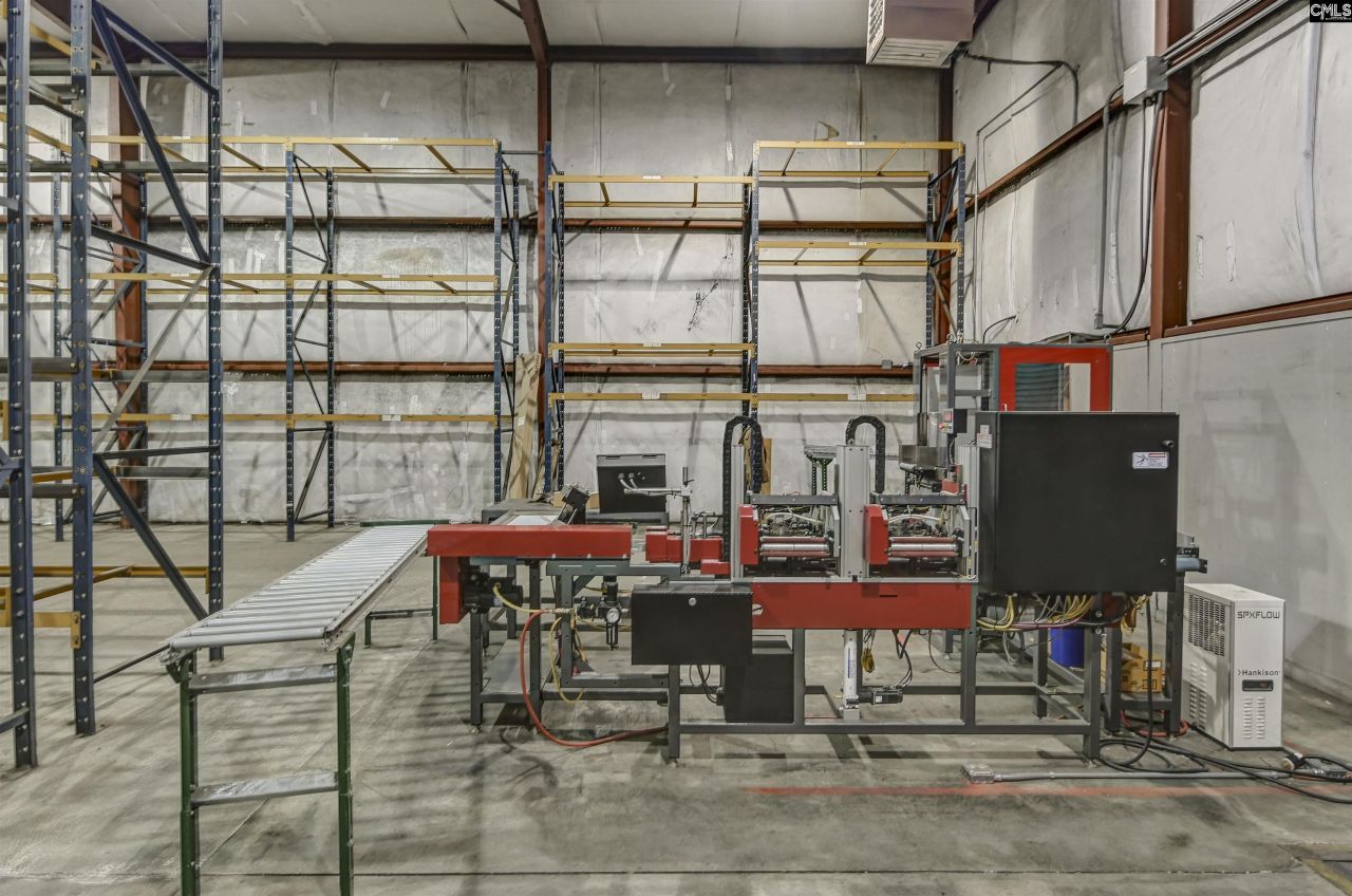 225 Summerland Avenue  Photo 54