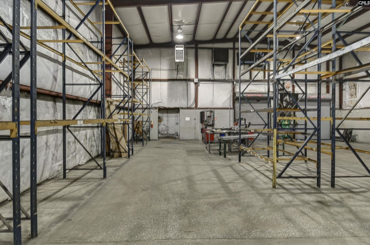 225 Summerland Avenue  Photo 59