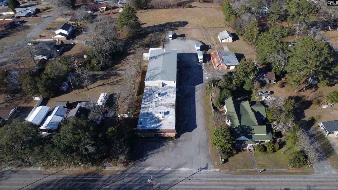 225 Summerland Avenue  Photo 64