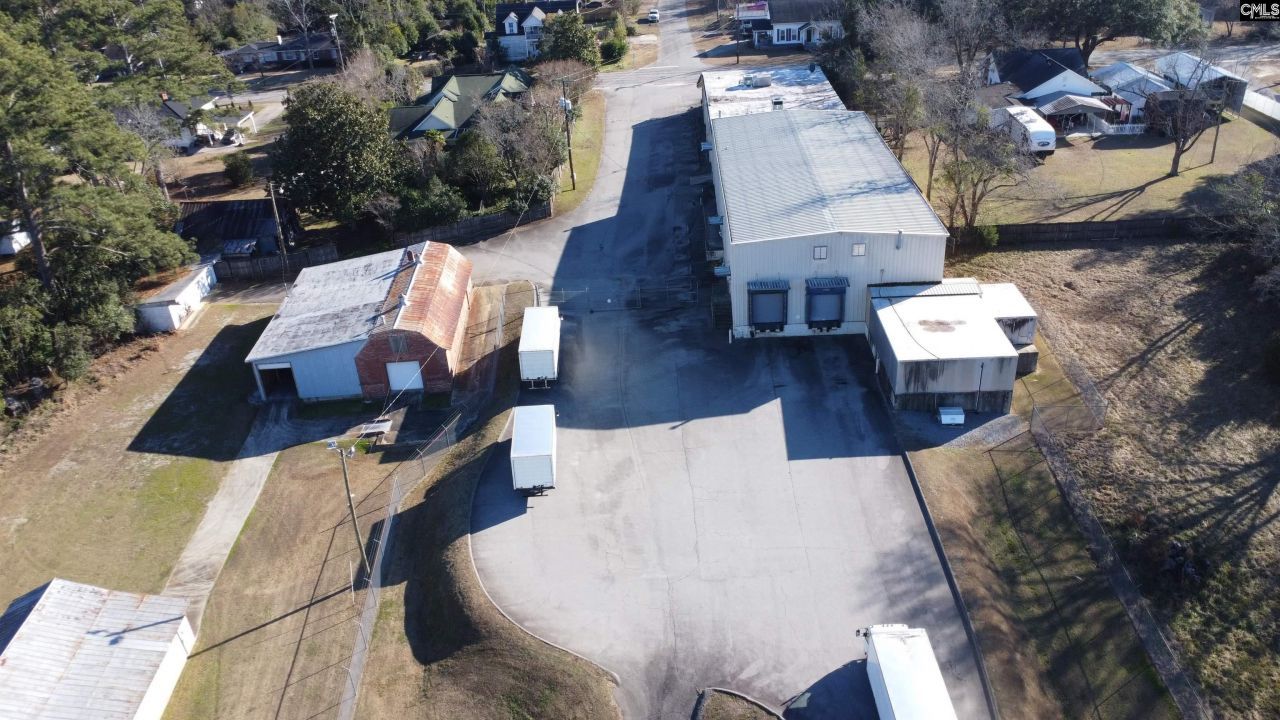 225 Summerland Avenue  Photo 66