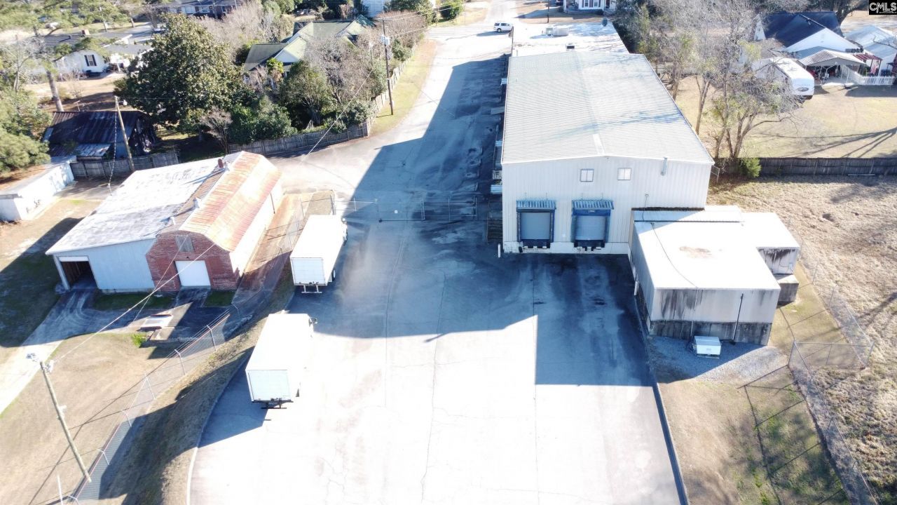 225 Summerland Avenue  Photo 67