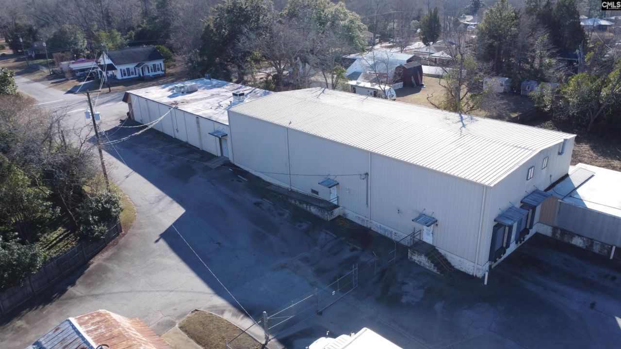 225 Summerland Avenue  Photo 69