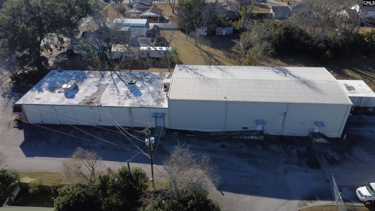 225 Summerland Avenue  Photo 71