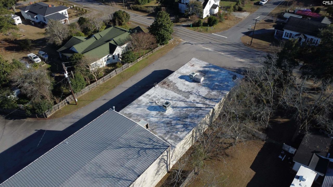 225 Summerland Avenue  Photo 75