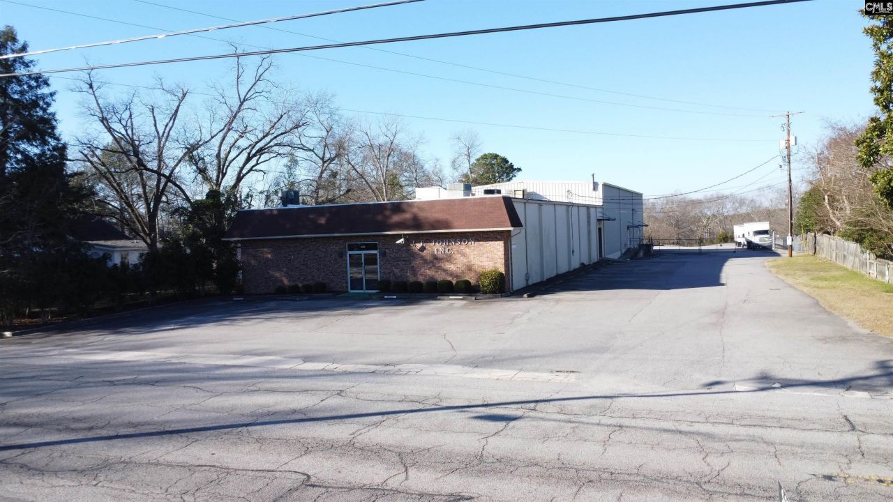 225 Summerland Avenue  Photo 78