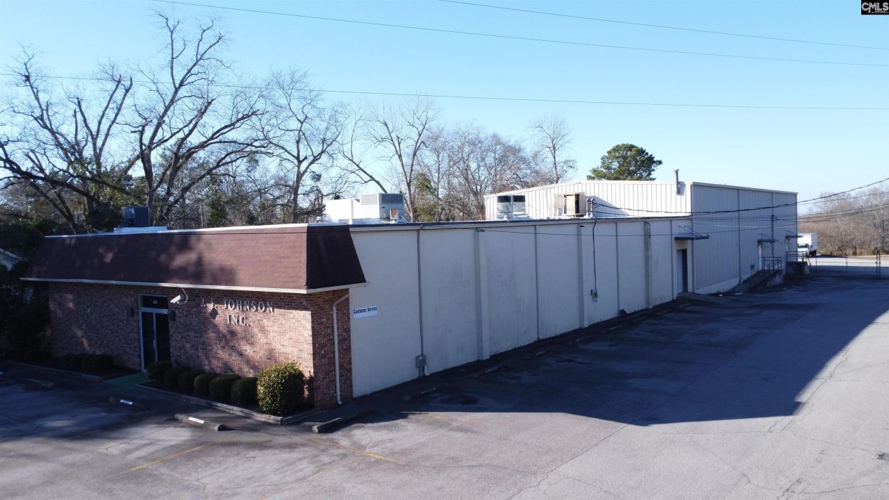 225 Summerland Avenue  Photo 79