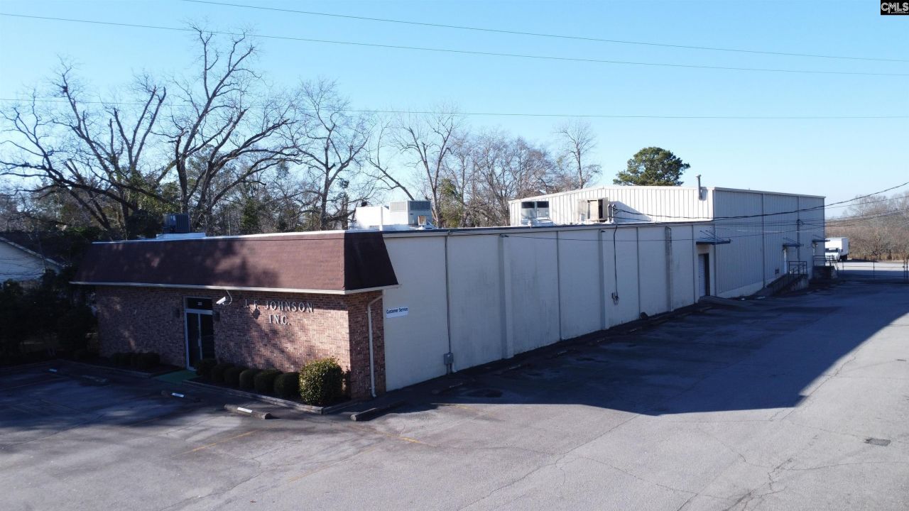 225 Summerland Avenue  Photo 80