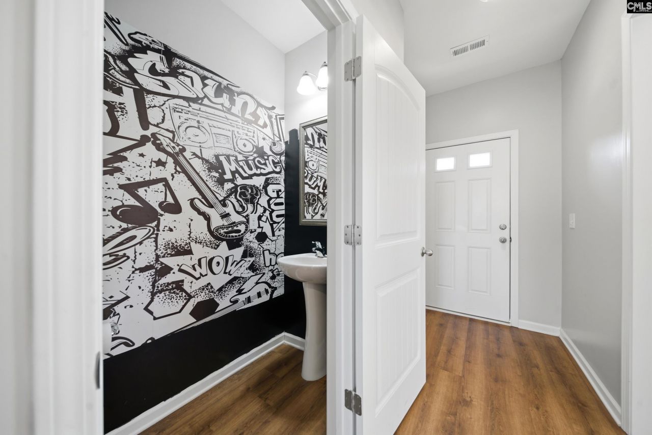 728 Oak Moss Drive  Photo 7